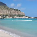 Dolce Sicily A 2km Dal Centro Apartman *