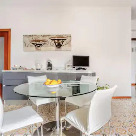 Dolce Sicily A 2km Dal Centro Apartment *