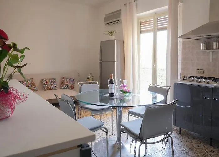 Dolce Sicily A 2km Dal Centro Palermo