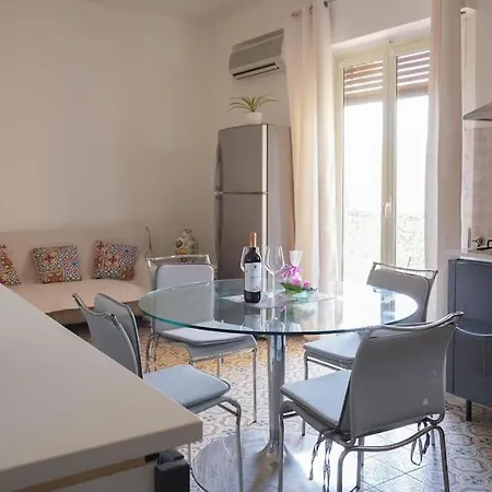 Dolce Sicily A 2km Dal Centro Palerme